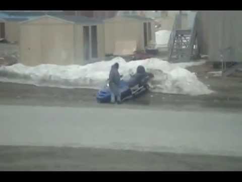 Pijany kierowca a skuter sniezny