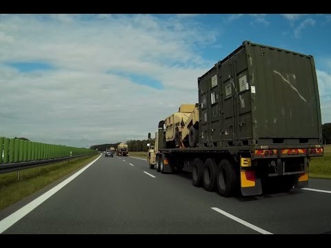 Amerykanski transport wojskowy na autostradzie A2