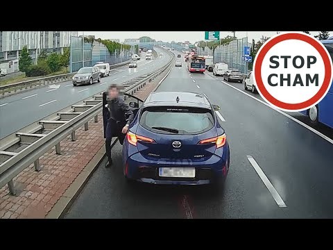 Szeryf w Toyocie nagle zatrzymal sie na 3 pas...