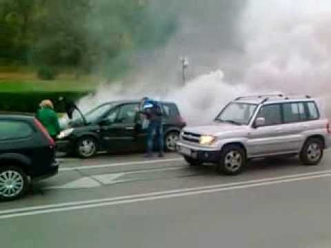 Spanikowana kobieta i "wsciekly diesel"