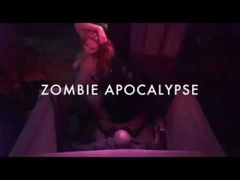 Atak zombie w klubie ze striptizem 