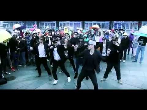 Harlem Shake vs Gangnam Style