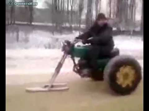 Ruski snowmobil