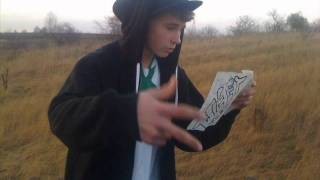 Koles mysli, ze jest raperem