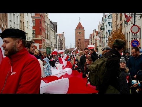 Dzisiaj w kazdym miescie Polski swietowali Polacy