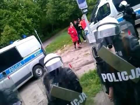 Kibice zagazowani przez policje