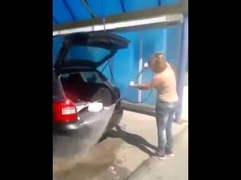 "Profesjonalne" mycie samochodu.