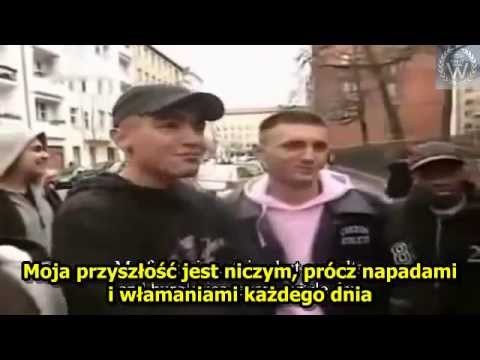 "Imigranci stosuja przemoc w szkolach . . .