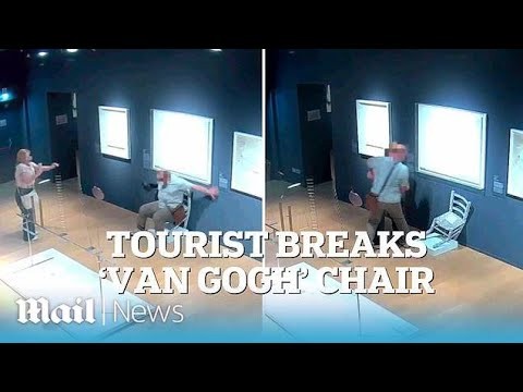 Bezcenne krzeslo Van Gogh zniszczone.