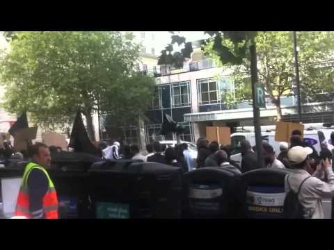 Dzielni islamisci w Londynie