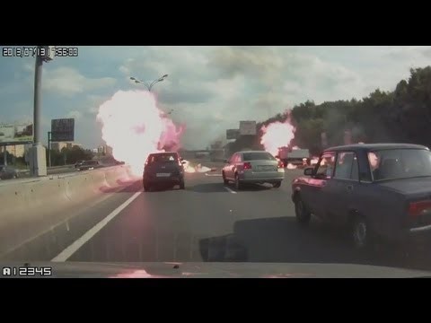 Wypadek auta przewozacego butle z gazem 