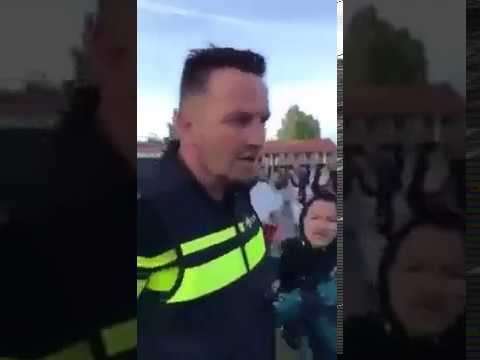 Holandia uchodzcy atakuja policje 