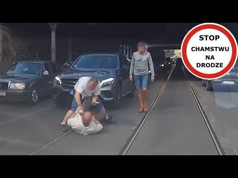 Kierowca-vs-pieszy---bojka-na-jezdni-we-Wroclawiu