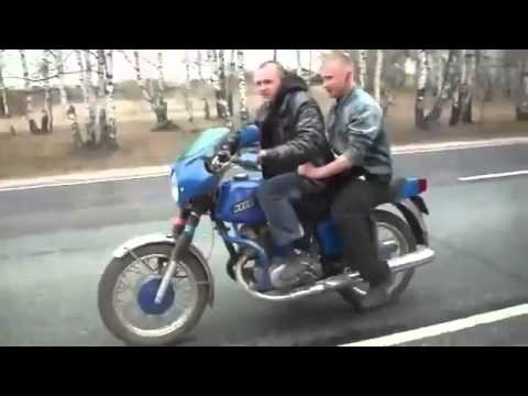 Rusek chyba pierwszy raz na motorze 