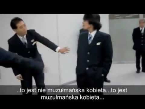 Muslim na japonskim lotnisku czyli twarde 